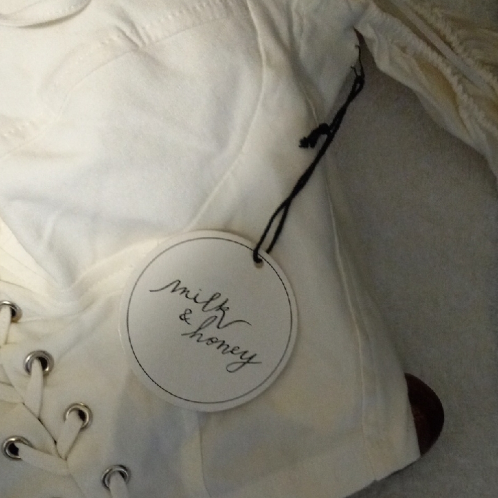 Corset Cropped Cold Sholder Top - Picture 6 of 7